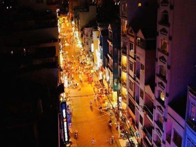 KHÁCH SẠN MẶT TIỀN BÙI VIỆN – QUẬN 1 - Kết cấu: Hầm + Trệt + Lửng + 6 Lầu + Sân Thượng - 135 Tỷ