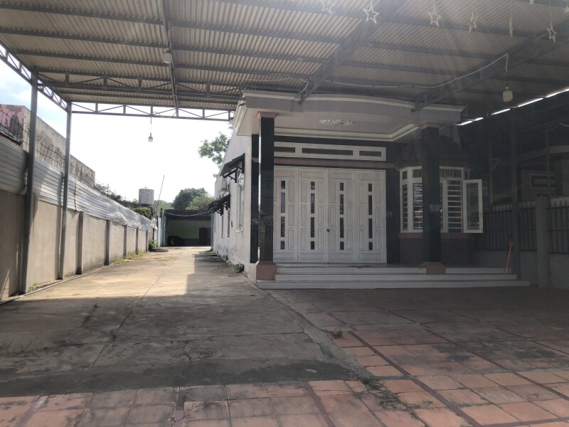 Cần Bán Nhà 2 mặt tiền gần đường dẩn Cao Tốc, dt 11x70m, QLo1-Xã Xuân Tâm-H Xuân Lộc