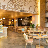 Khách Sạn 4 Sao FUSION SUITES, 2 hầm, 1 trệt, 1 lửng, 11 tầng, Doanh Thu 6 Tỷ cần tìm Chủ Đầu Tư Mới